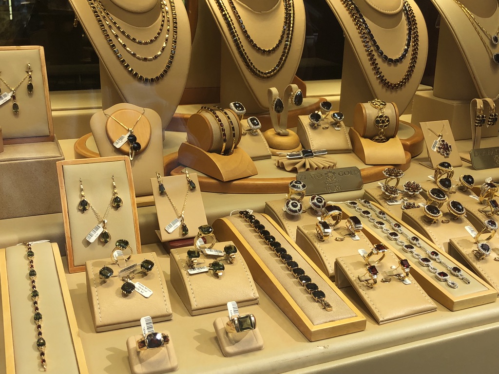garnet jewelry